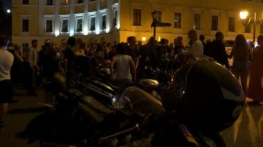 Odessa, Ukrayna - 20 Haziran 2016: Ride gün çalışmak. Motosikletçi gün. Bisikletçileri gün.
