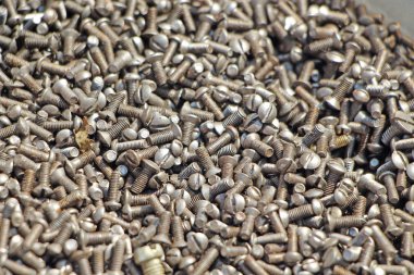 Eski vida kazık. Paslı