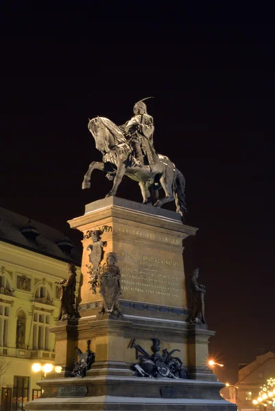 Памятник королю Иржи в Подебрадах, Чешская республика — стоковое фото