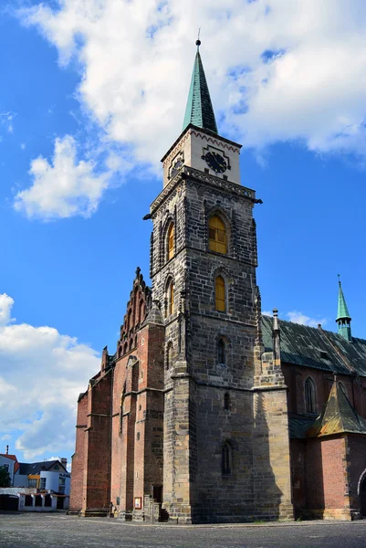 Gotycki kościół St. Giles w Nymburk — Zdjęcie stockowe