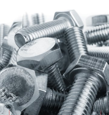 metal yakın kadar cıvata.