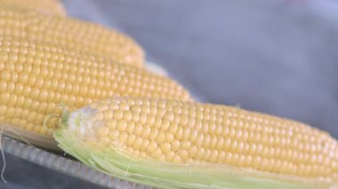 Kavrulmuş Mısır Sokakta Satıldı