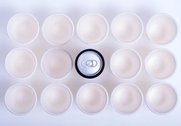  I sahip çevre dostu birkaç kadeh kağıt