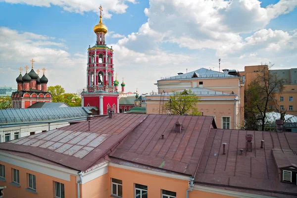 Aerial view of the high Monastery of St Peter and historic buildings in the center of Moscow, Russia. — Stock Photo, Image