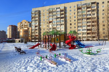 Balashikha, Rusya - Ocak, 21, 2016: Çocuk oyun kış City Balashikha, Moscow region, Rusya Federasyonu.