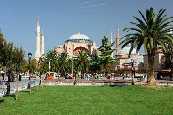 Istanbul Turquía Octubre 2020 Vista Del Parque Sultán Ahmet Frente —  Fotos de Stock