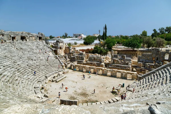Den antika romerska teatern Myra. Demre, provinsen Antalya i Turkiet. — Stockfoto