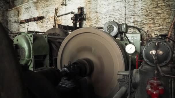 Generator at the old micro hydro power plant. — Stock Video