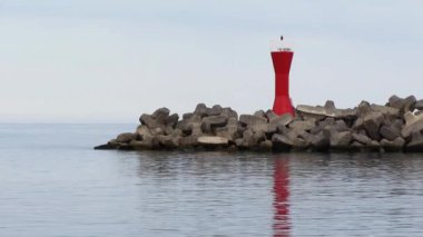 Köstebek kırmızı seyir limanında