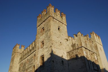 Sirmione, İtalya. Kale