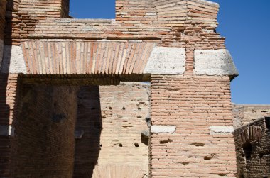 Bina Arkeoloji, lento