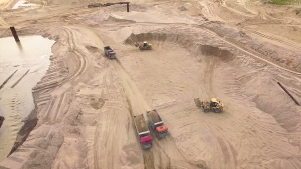 Vista aérea da pedreira de areia — Vídeo de Stock