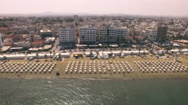 Larnaka plaj havadan görünümü