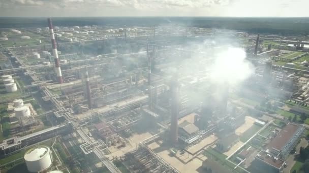 Aerial view of oil refinery plant — Stock Video