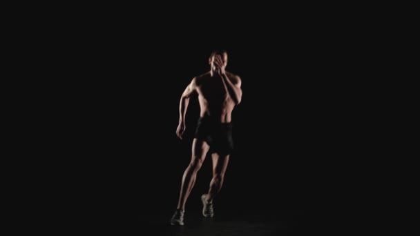 Sporty man doing physical exercises — стоковое видео