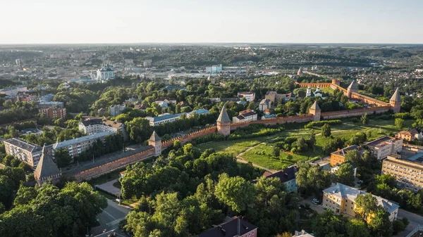 Вид с воздуха на Смоленскую крепостную стену — стоковое фото