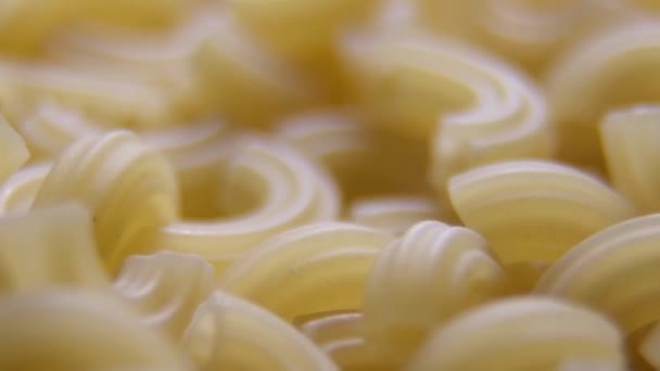 Κοντινό Πλάνο Μακαρόνι Σπαγγέτι Βερμικέλι Απομονωμένοι Ζυμαρικά Από Σκληρό Σιτάρι — Αρχείο Βίντεο