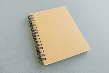 Boş katalog, dergi, yumuşak gölgeli kitap şablonu. Tasarımınız için hazır.