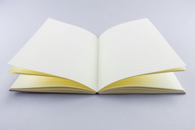 Boş katalog, dergi, yumuşak gölgeli kitap şablonu. Tasarımınız için hazır.