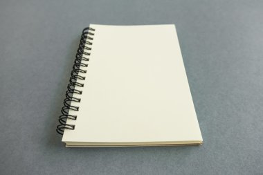 Boş katalog, dergi, yumuşak gölgeli kitap şablonu. Tasarımınız için hazır.