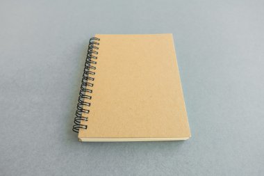 Boş katalog, dergi, yumuşak gölgeli kitap şablonu. Tasarımınız için hazır.