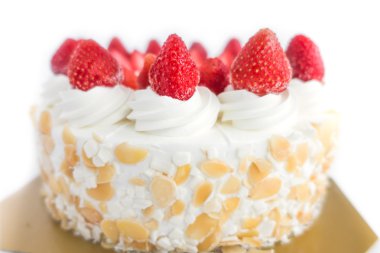 Çilekli dondurma pasta