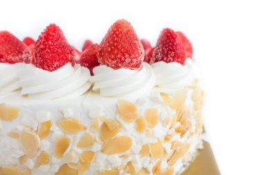 Çilekli dondurma pasta