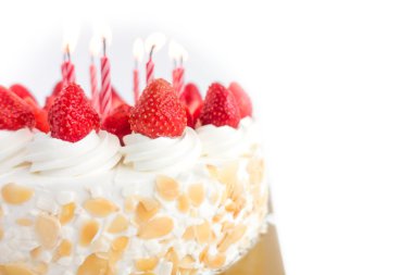 Çilekli dondurma pasta