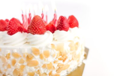 Çilekli dondurma pasta