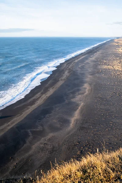 Dyrholaey Kayalıklarından Kış Işığı İzlanda Kara Kum Sahili