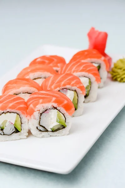 Maki Sushi Roll Made Smoked Salmon Cream Cheese Traditional Japanese — Stock Photo, Image