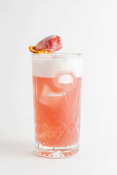 Cocktail Agrumes Aux Fruits Dans Verre Sur Fond Blanc Délicieuse — Photo