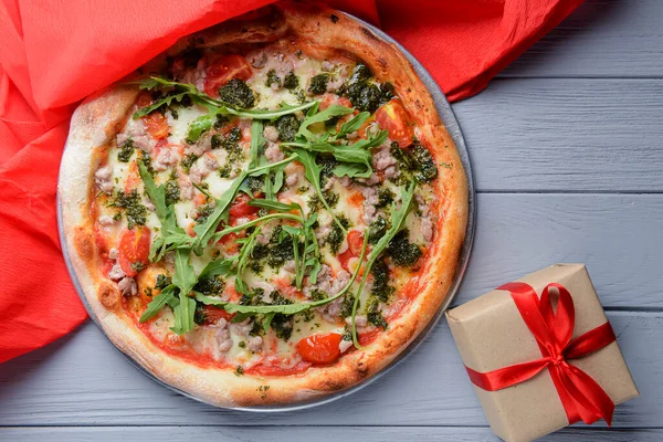 Lieferung Traditionelle Italienische Pizza Draufsicht Für Aktionen Und Rabatte Mit Stockfoto