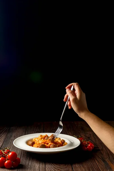 Hearty Spaghetti Dinner Meatballs Served White Plate Black Background Italian — Stock Photo, Image