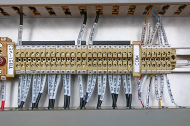 Elektrik kontrol tel sistemi kabine makinesi için