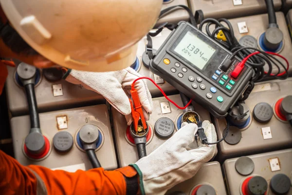 Digital battery tester — Stock Photo, Image