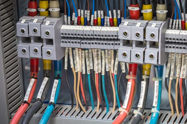 Industriële macht kabel en controle geval — Stockfoto