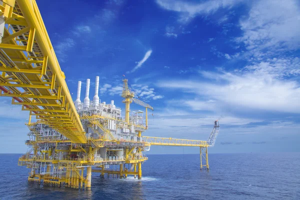 Offshore gas productie flatform. — Stockfoto