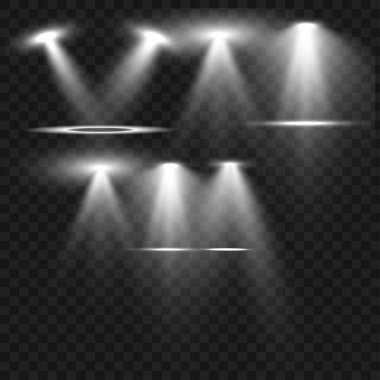 Gerçekçi Beyaz Sahne Işıkları ve Işık Işını Efektleri Şeffaf Arkaplan Üzerine Ayarlandı. Vektör illüstrasyonu