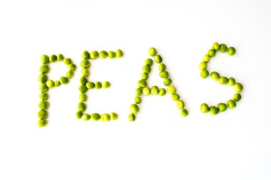 Beyaz izole bezelye yazma