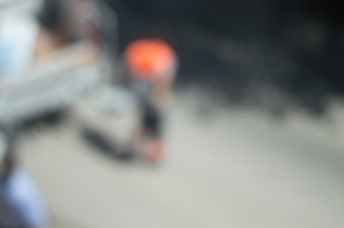 bulanık şehir ve insanlar 