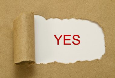 Evet yazıt karton delik içinde