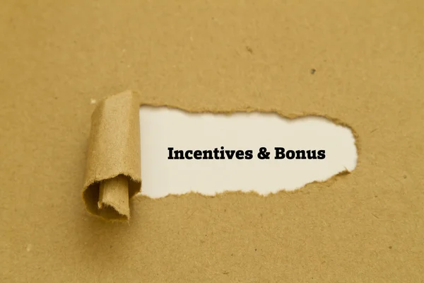 Teşvikler ve bonus yazıt karton delik içinde