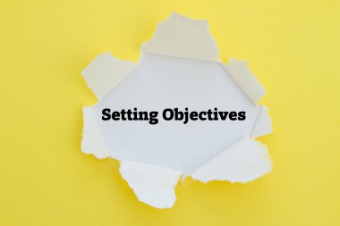 Ayar hedefleri yazıt karton delik içinde