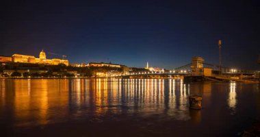 Budapeşte, Macaristan - 23 Eylül 2024: Budapeşte seli. Zaman Uygulaması.