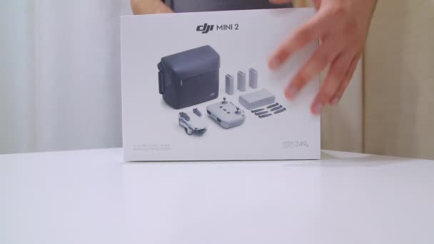 01.06.2021 - Russia, Orel: unboxing brand new Dji Mini2 drone — Stok Video