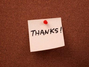 Kahverengi bir mantar panoya 