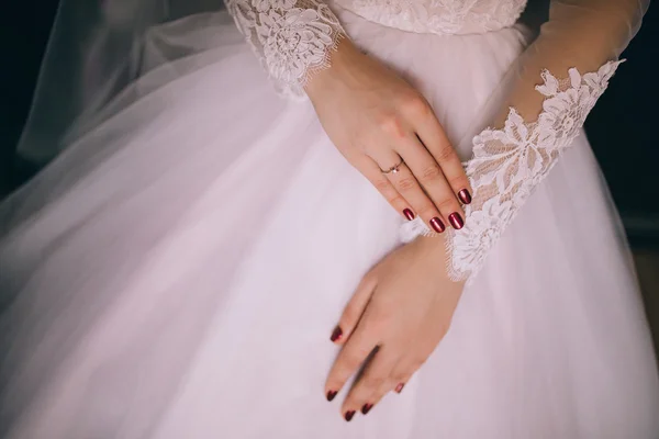 Sposa con abito da sposa — Foto Stock