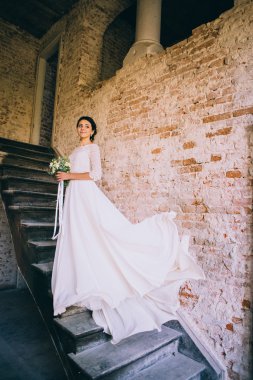 eski merdivenlerde posing gelin