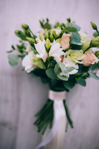 Ramo de novia blanco — Foto de Stock